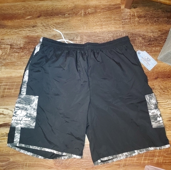 Mossy Oak Med NWT Camo fishing shorts swim elastic waist drawstring - Picture 8 of 11